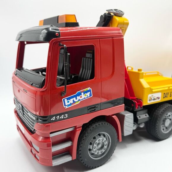 Bruder Night & Day Service Wrecker Tow Truck #4143 - Picture 1 of 11